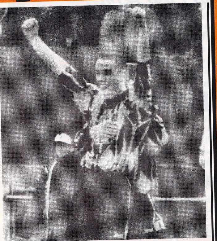 Kevin Walton celebrates his goal for Berwick at Falkirk