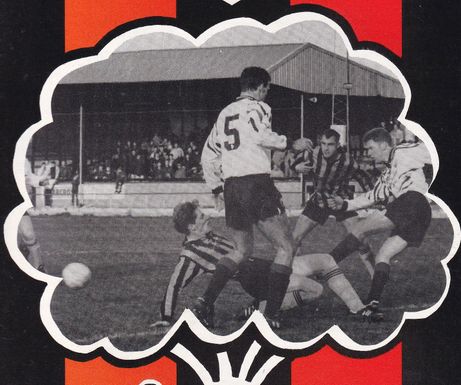 Montrose match action with Tommy Graham, Craig Cunningham & Tony Hall